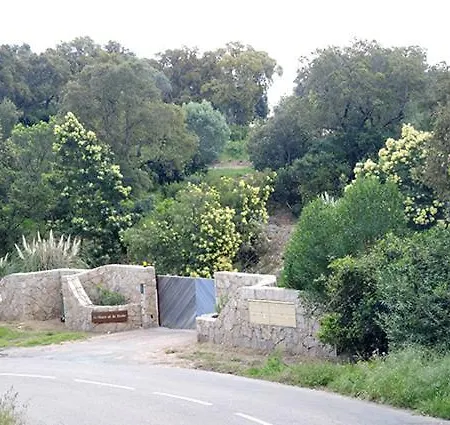 Вилла Les Hauts De La Testa