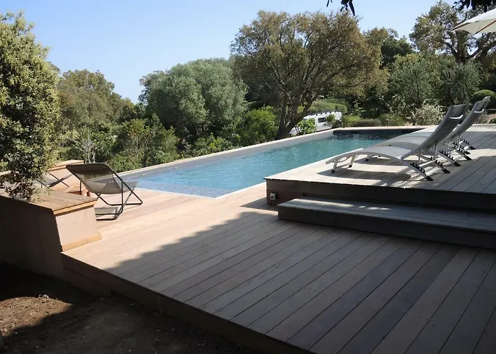 Les Hauts De La Testa Villa